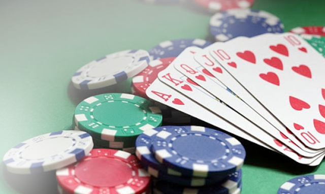 Play Online Gambling and Earn From It